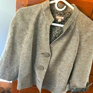 J.jill blazer. Size medium/petite. Like new. Blue/grey pattern. Great shape.